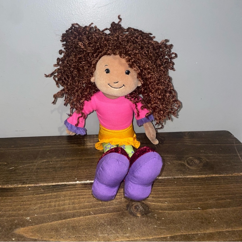 Manhattan groovy girl doll solana